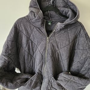 Target Wild Fable Quilted Zip Up Hooded Jacked. Size L